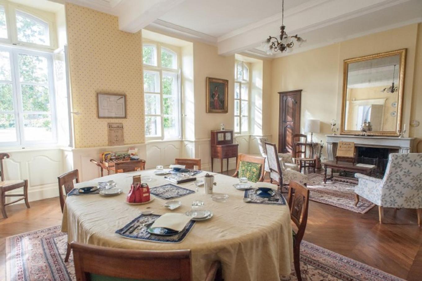 Bed and Breakfast Domaine De Lalande Vénès Esterno foto
